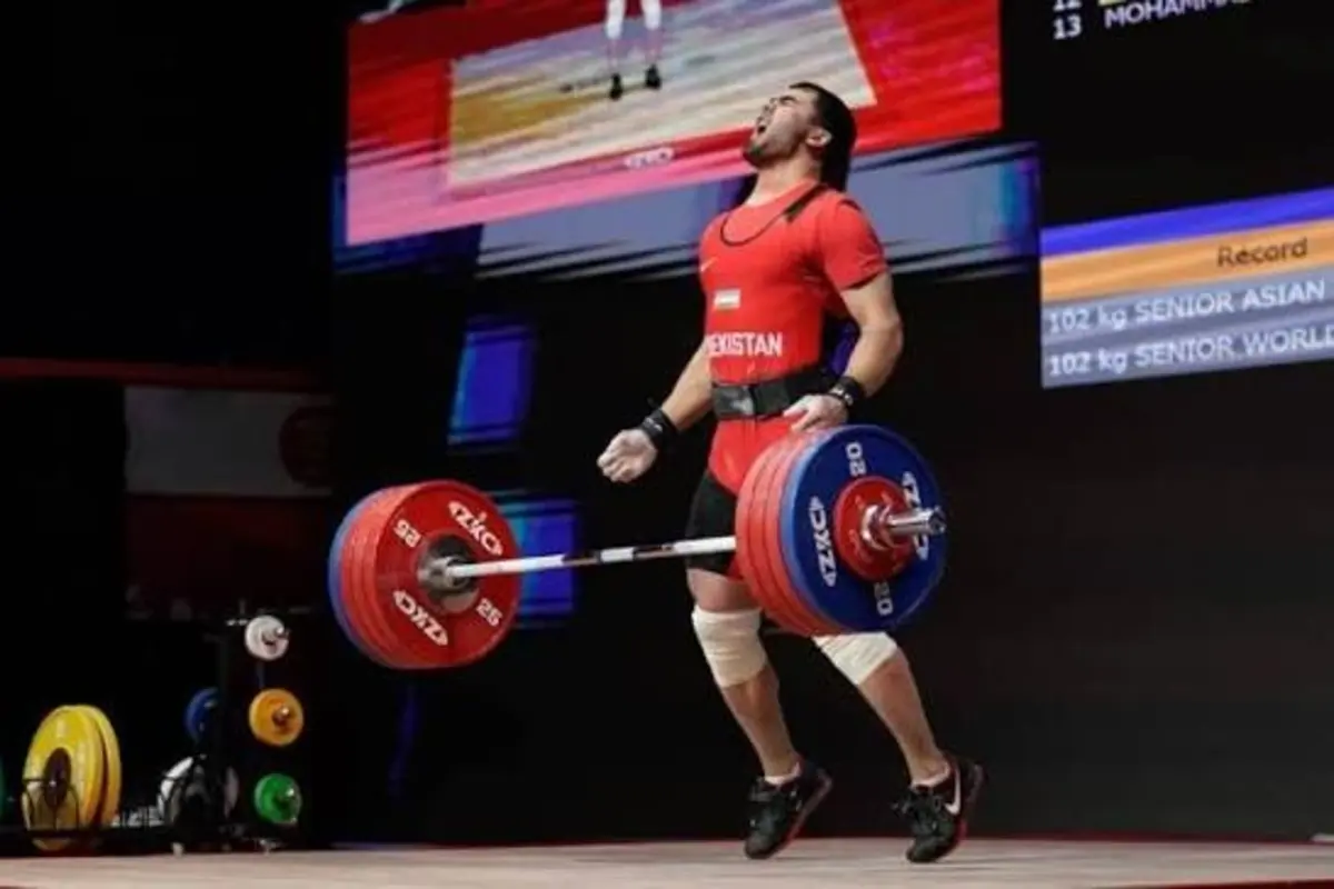 Iranian Weightlifting Prodigy Dedicates Nine Asian Championship Gold Medals to Fallen Soldiers
