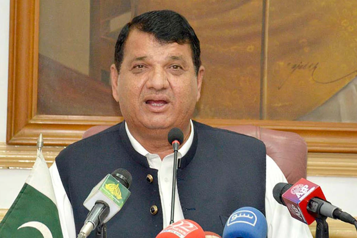Amir Muqam Announces White Paper on KP Affairs, Calls for All-Parties Conference