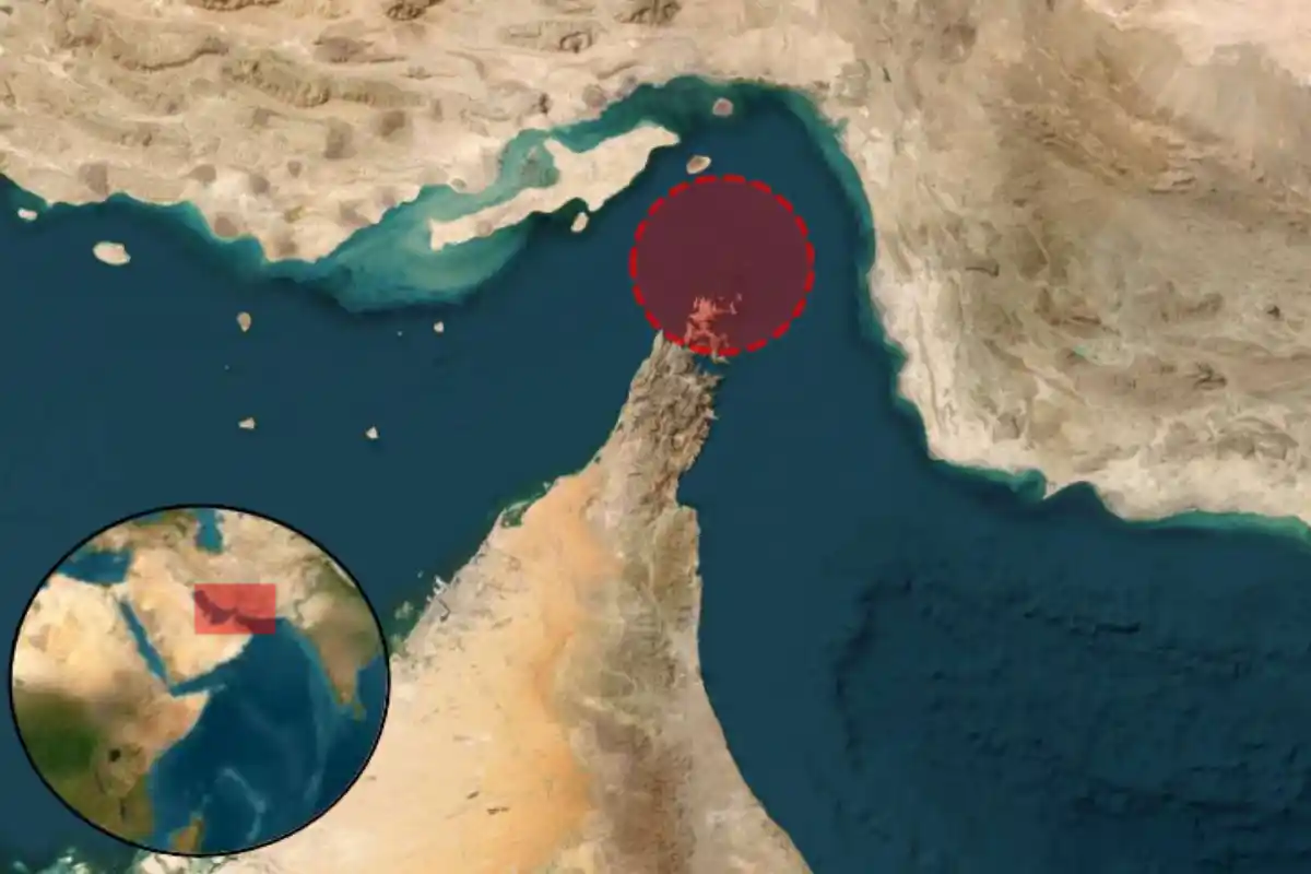 Vessel Hit by Unknown Projectile in Strait of Hormuz, UKMTO Says