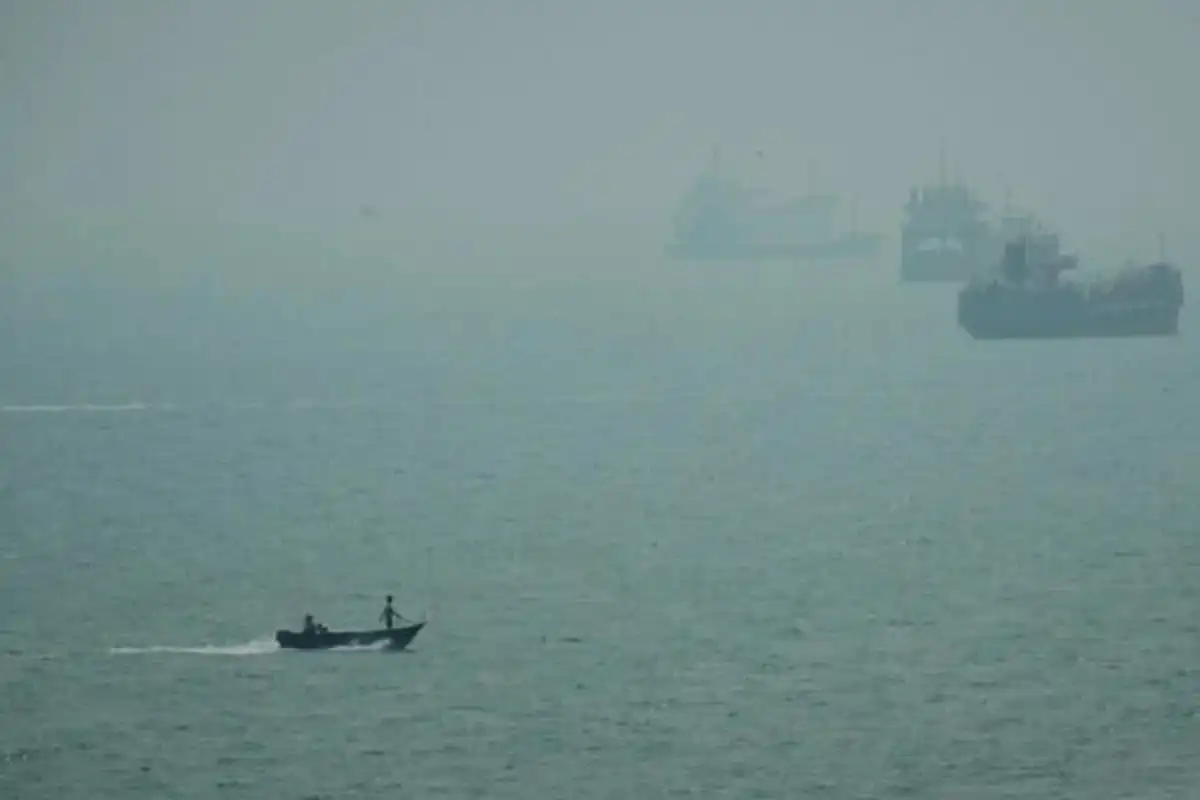 Bahrain Rejects Iran-Gulf Talks as Strait of Hormuz Tensions Continue