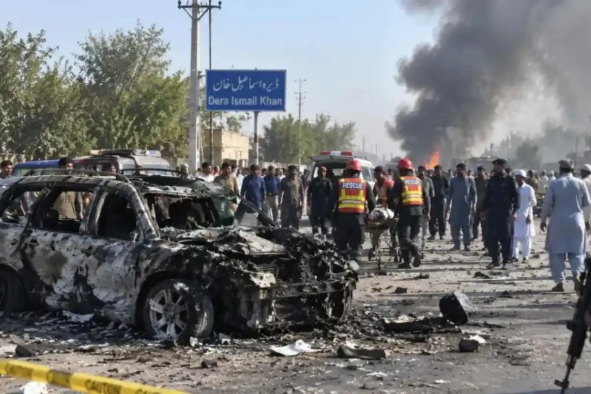 11 Martyred in Dera Ismail Khan Suicide Blast, 18 Workers Abducted in Duki