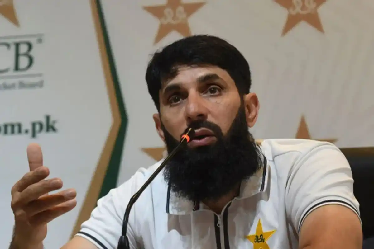 Misbah-ul-Haq Quits PCB Role Over Player Selection Dispute