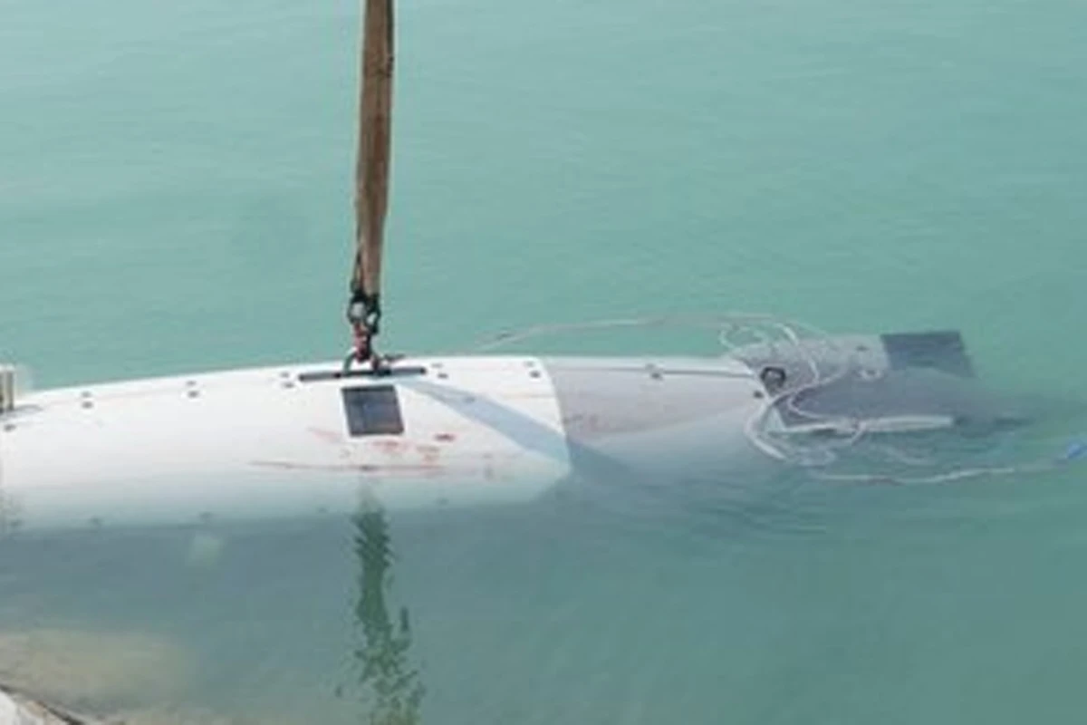 IRGC Says Iran Captures Advanced US Unmanned Underwater Vehicle Near Strait of Hormuz