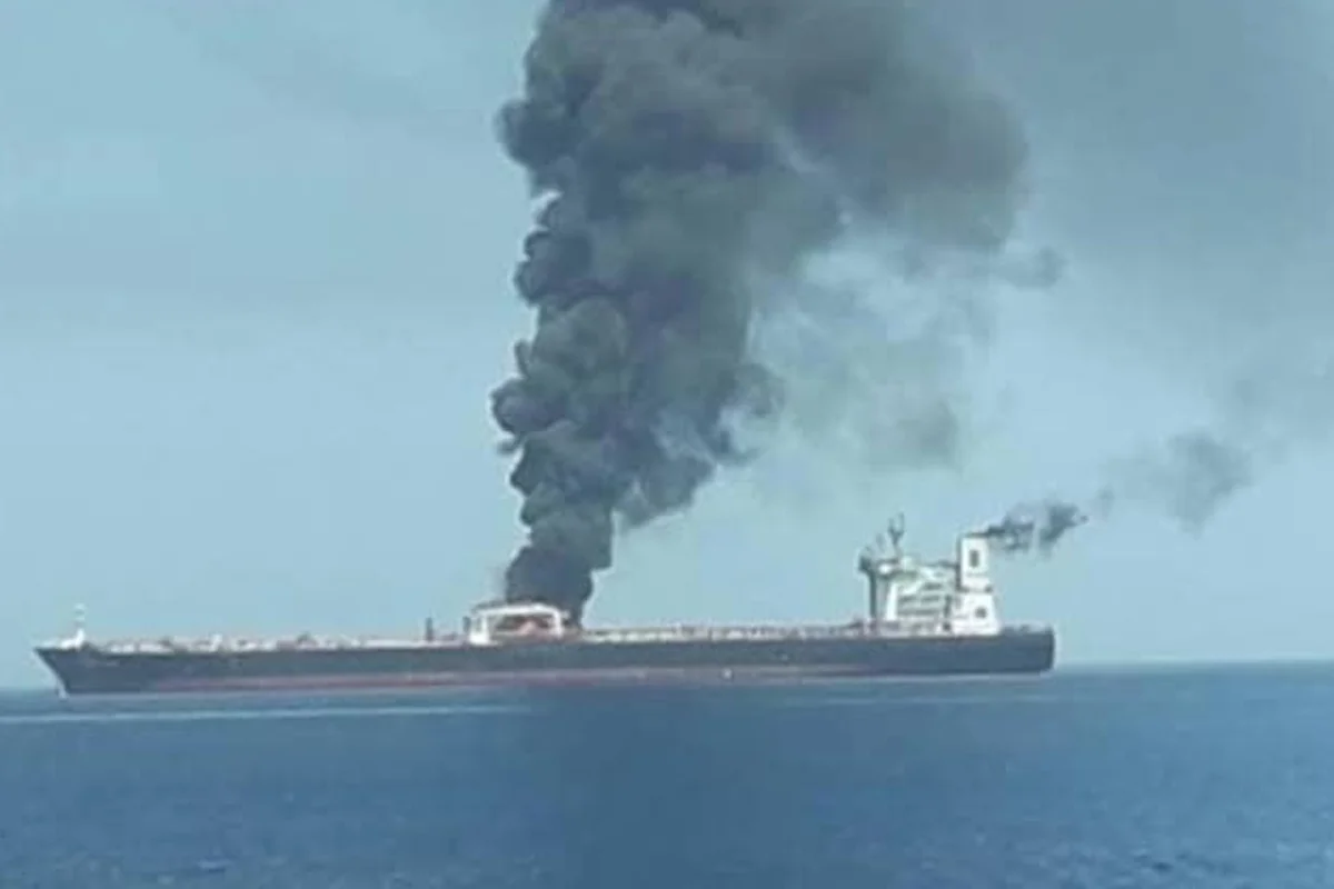 Iran Says It Targeted 10 Vessels in Strait of Hormuz Amid Escalating Tensions