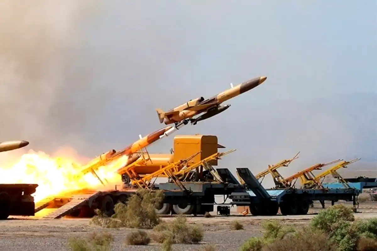 Iran’s Army Targets US Radar Systems and Troop Positions Across Gulf