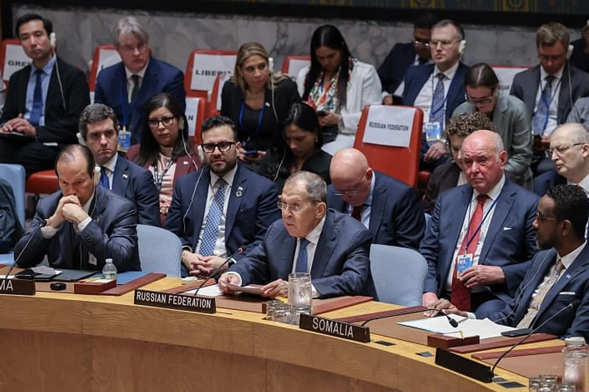 Lavrov Says Russia Ready for Ukraine Peace Talks, Rejects Ceasefire During Negotiations