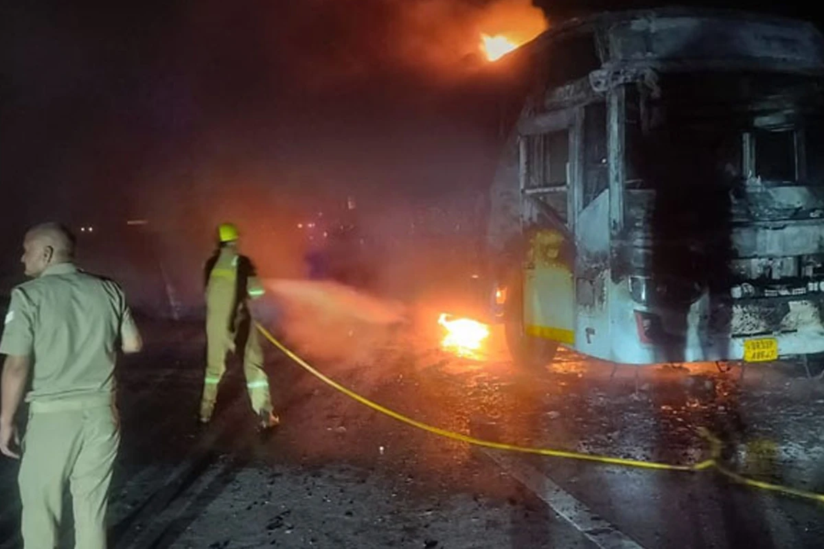 Nine Passengers Killed as Bus Catches Fire on India’s Yamuna Expressway