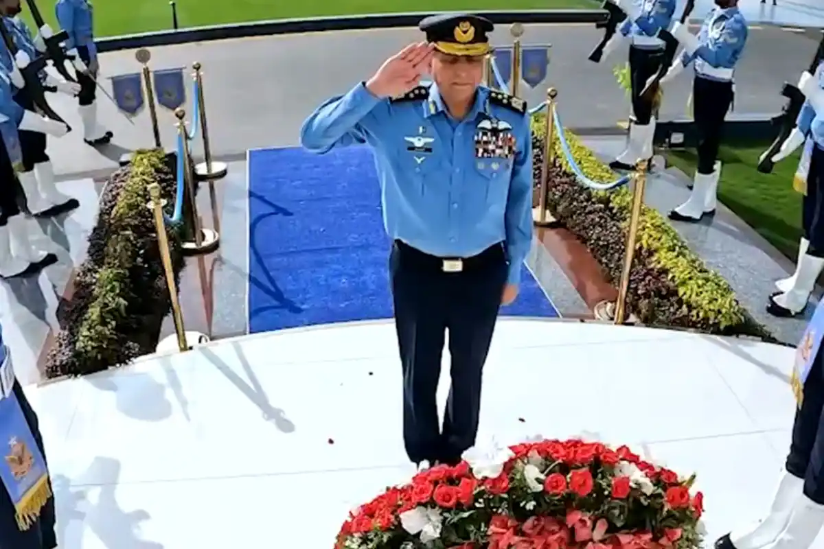 PAF Pays Tribute to Heroes Who Defended the Motherland