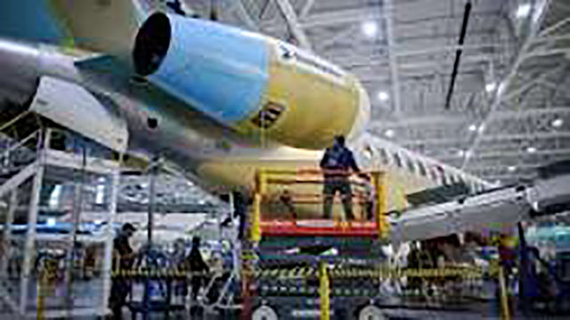 Trump threatens to ban Canadian Bombardier jet sales in US
