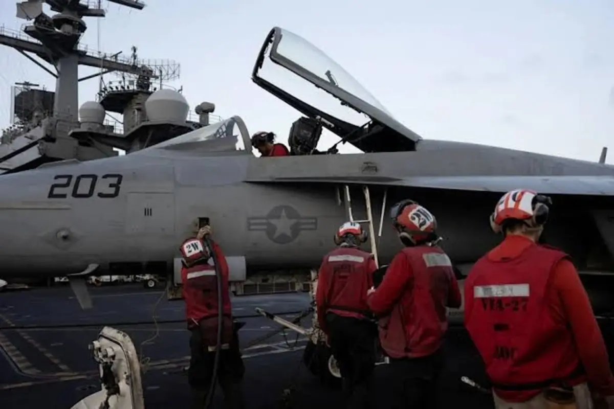 Iranian Commander Says US Naval Forces Suffered Serious Damage in Recent Attacks