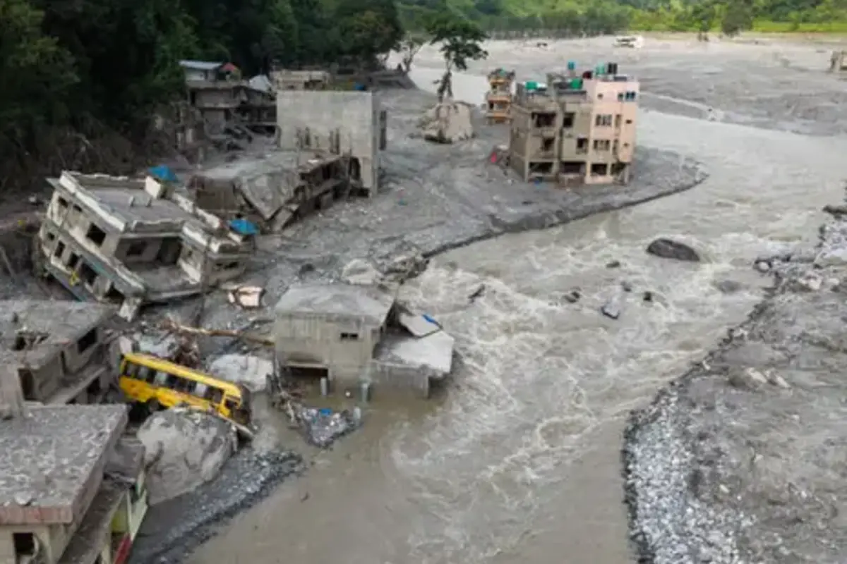 Nepal flash floods death toll rises to 1000 as rescue work continues