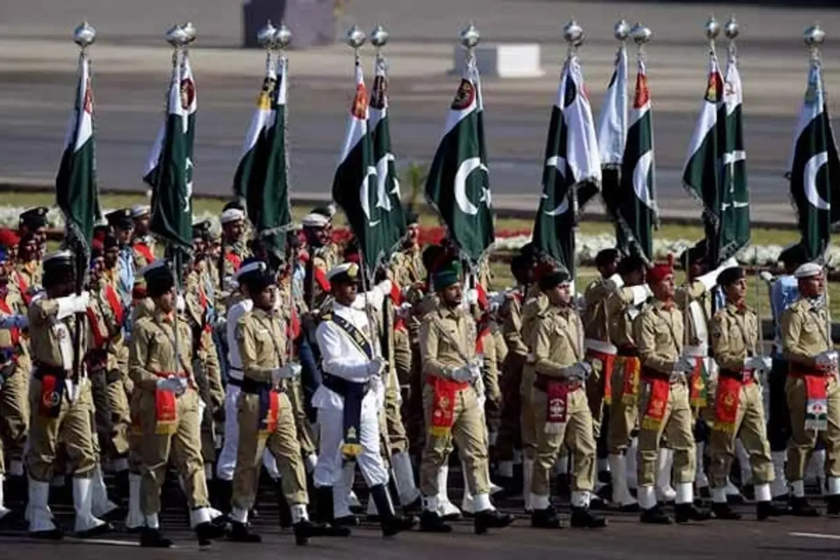 Leadership Pays Tribute to Security Forces on Defence and Martyrs’ Day