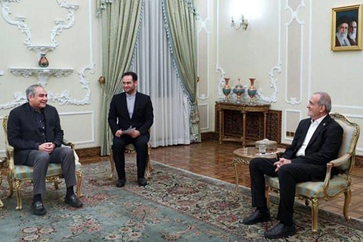 US Pressure Strengthening Ties Among Muslim Countries, Pezeshkian Tells Naqvi