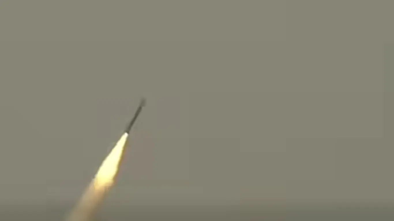Pakistan Successfully Tests Extended-Range Fatah-4 Cruise Missile