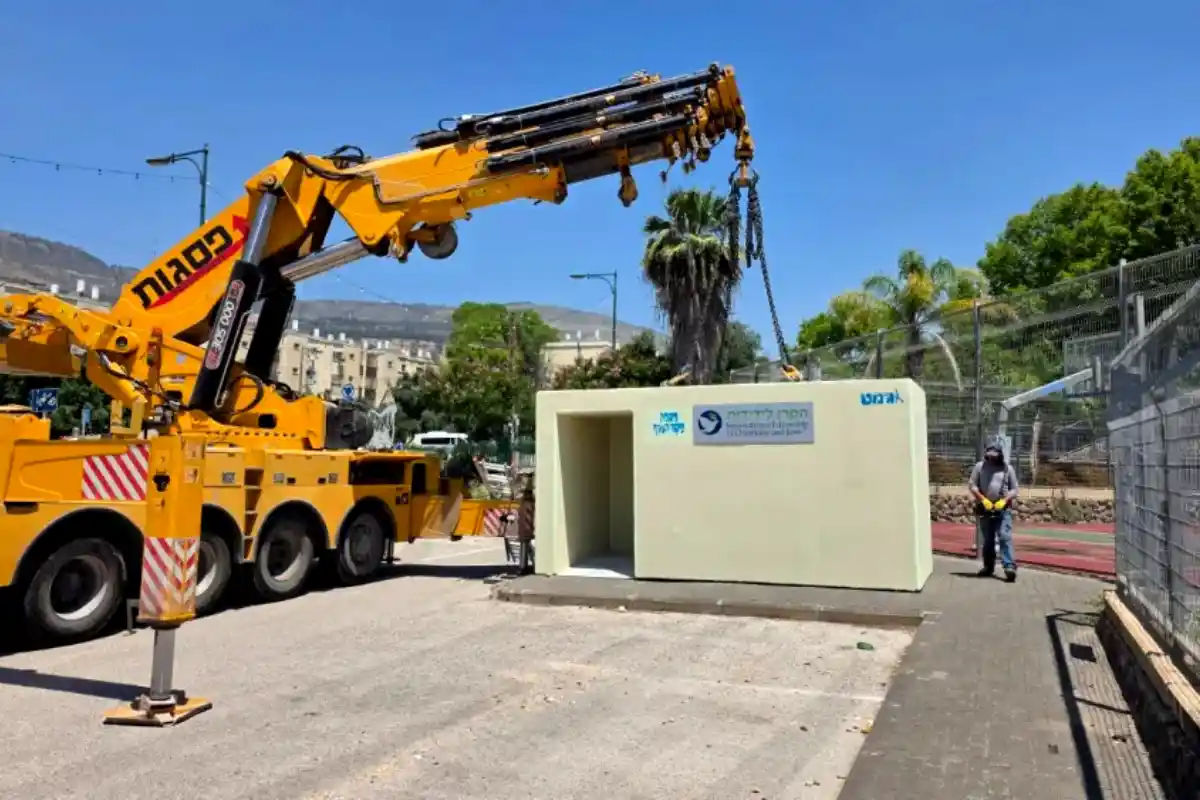 Israel on High Alert Amid Fears of Iranian Retaliation, Installs Bomb Shelters in Tel Aviv