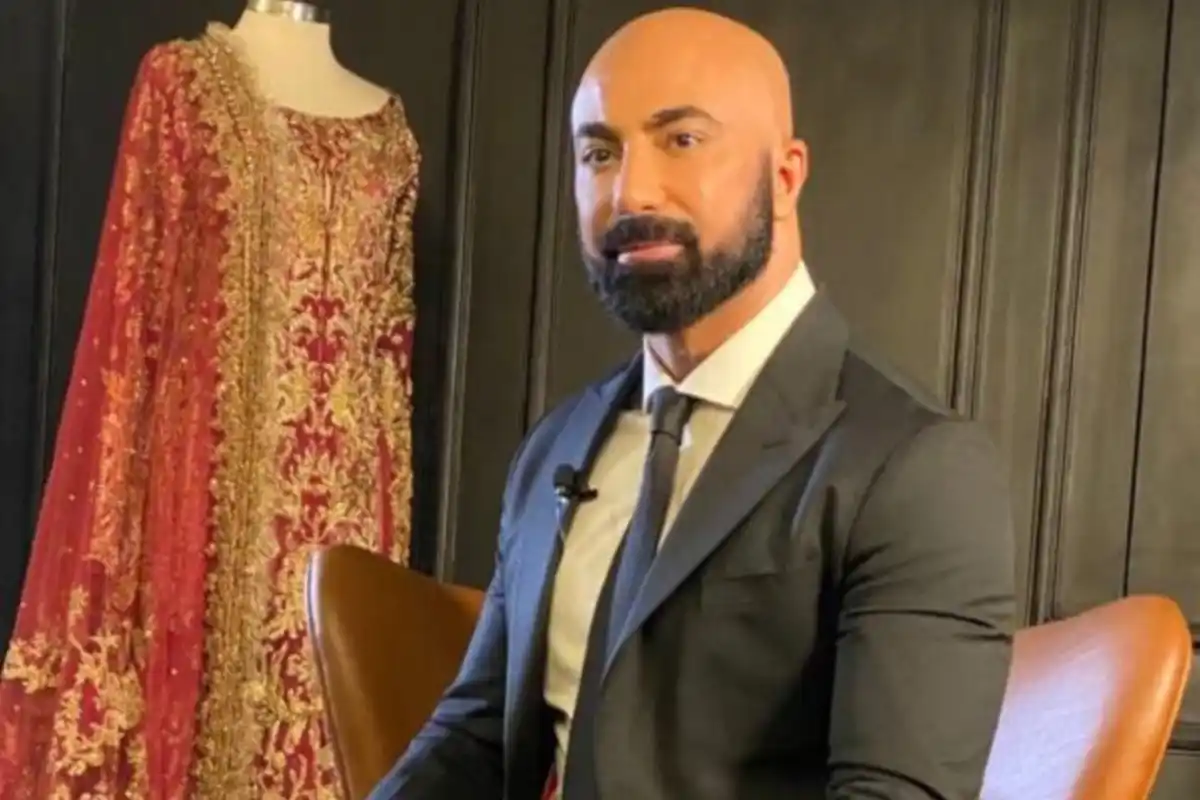 Pakistani Designer HSY Reveals WhatsApp, Email and Phone Hacking