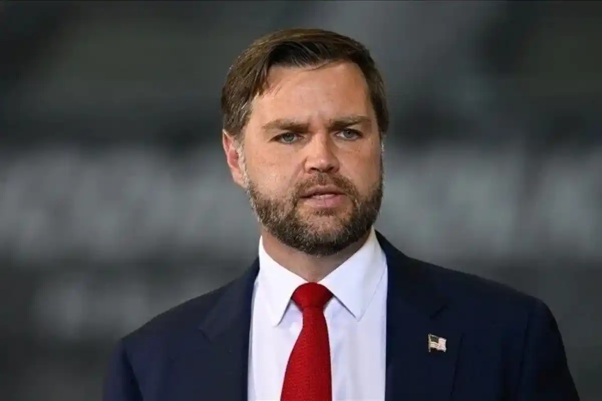 Vance Discusses 2028 Presidential Bid, Iran Conflict and Fuel Prices