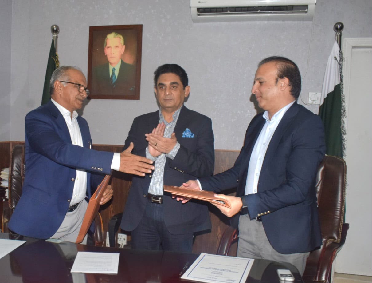 FGEHA, FDHL sign MoU for housing project on 2,000 kanals in Capital Smart City