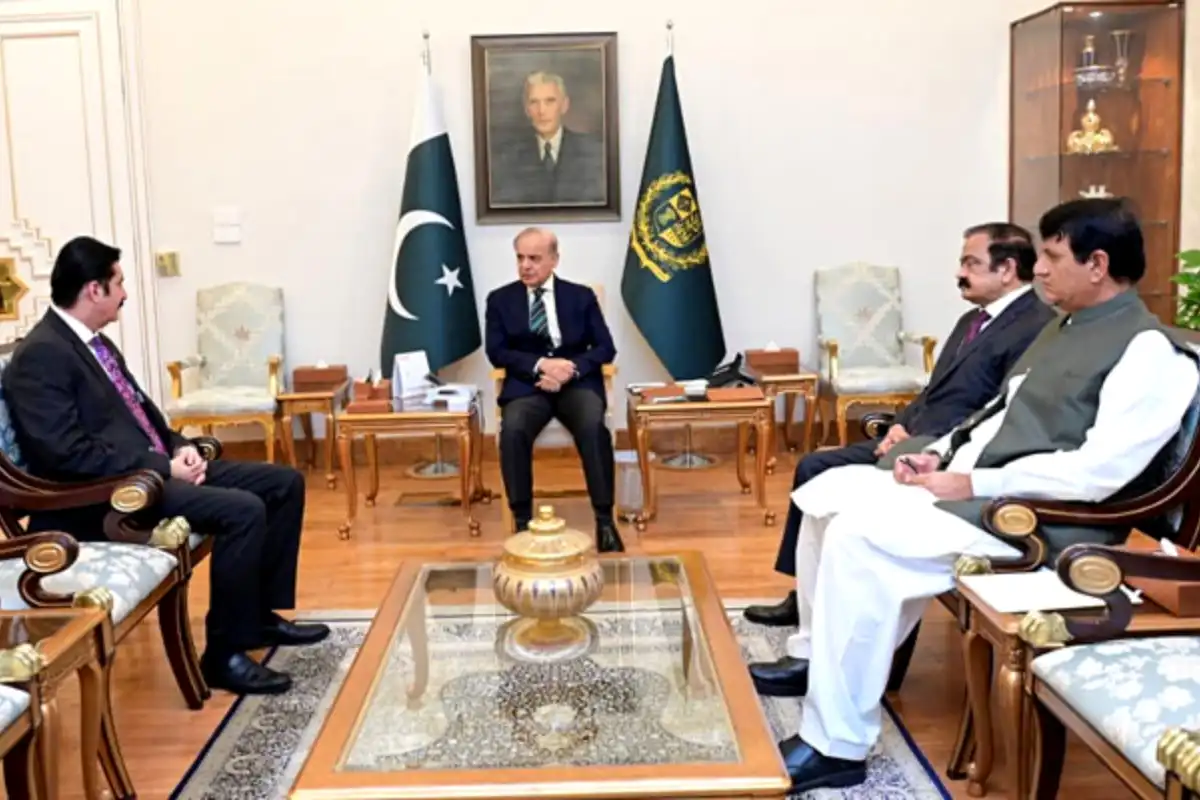 Federal Govt Completes Preparations for Emergency, Governor’s Rule in KP