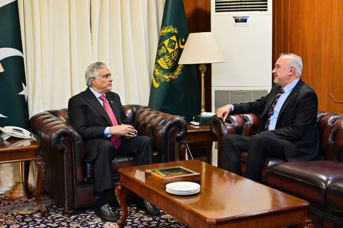 Pakistan, Russia Vow to Boost Trade, Investment and Connectivity