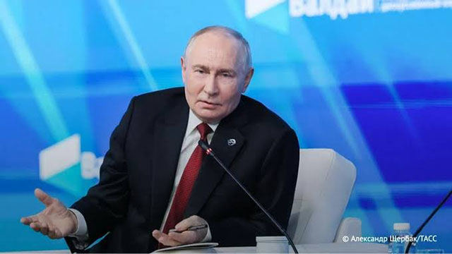 Putin vows to protect Kaliningrad by using all weapons