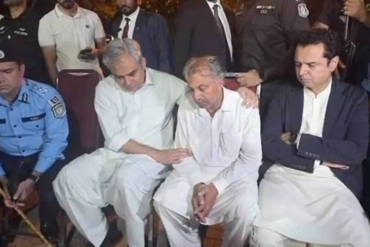 Mohsin Naqvi Visits Family of Deceased Student Laiba Ejaz, Briefs Them on Case Progress