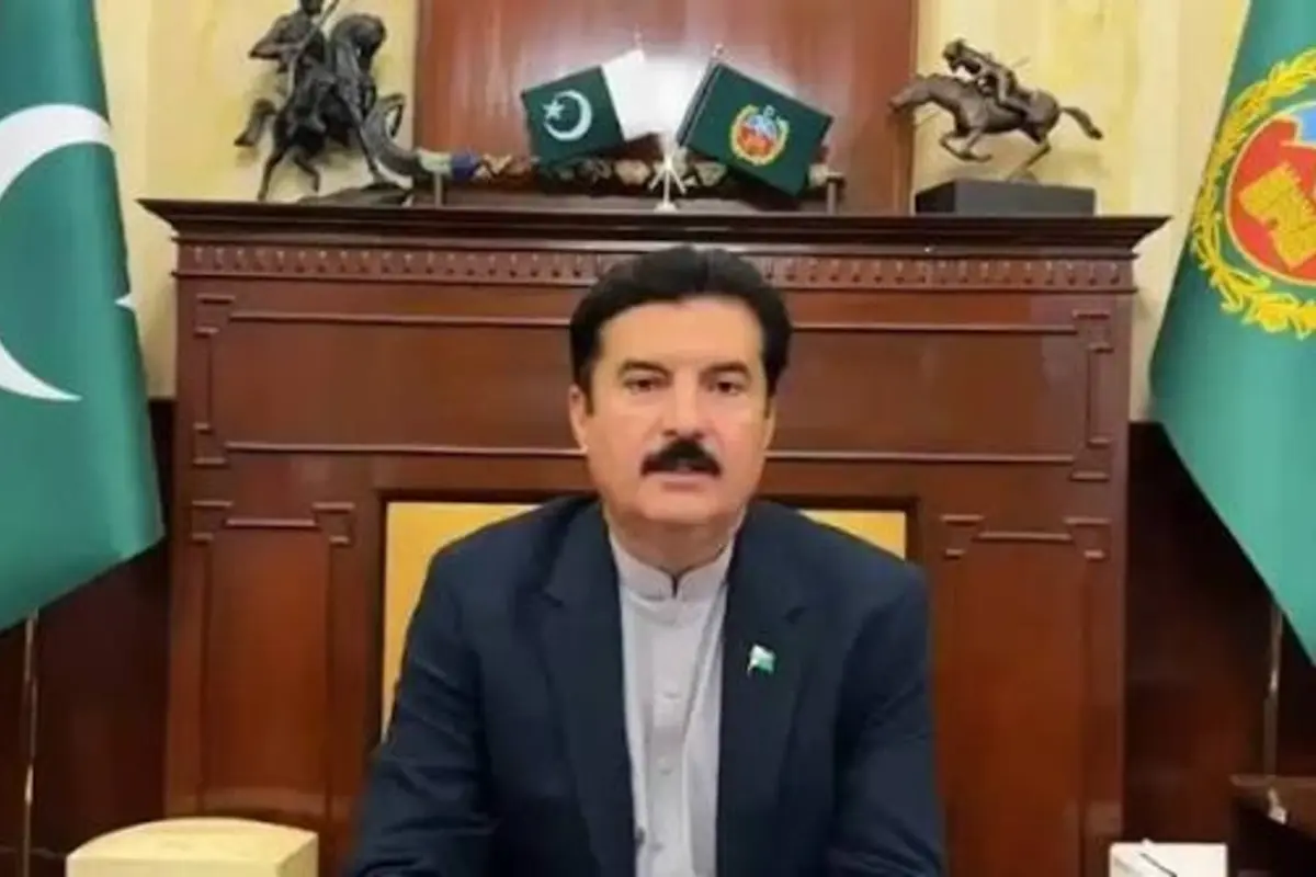 KP Governor Prioritizes Counterterrorism, Pledges Modern Weapons for Police