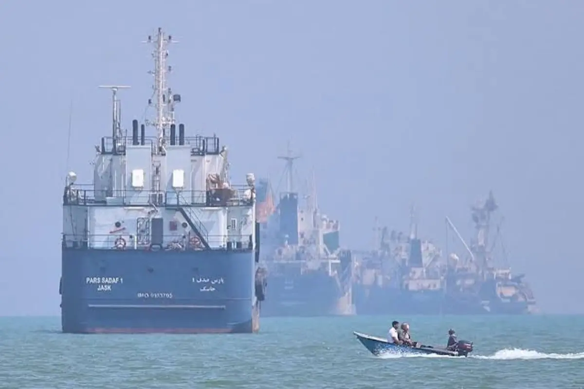 Iran Warns Ships in Strait of Hormuz, Says US Must Fulfil Commitments