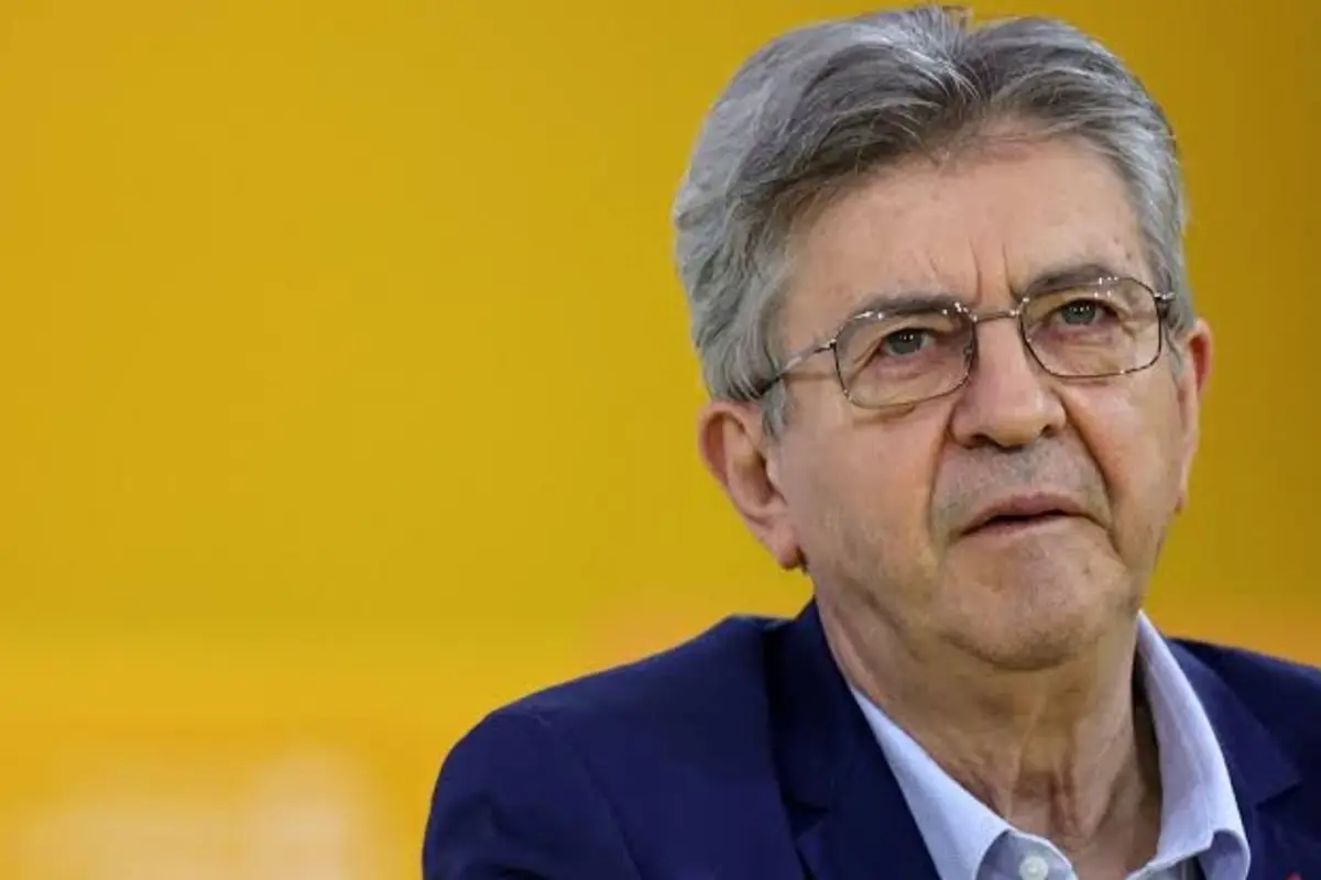 Le Pen, Melenchon Gain Ground as France Faces Increasing Political Polarization