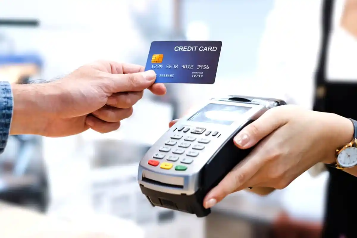 Alert Issued for Debit and Credit Card Holders in Pakistan