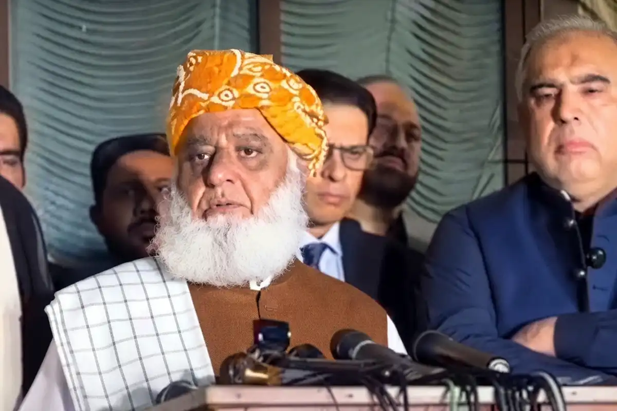 Fazlur Rehman Conveys Govt Offer to PTI, Emergency Meeting Called